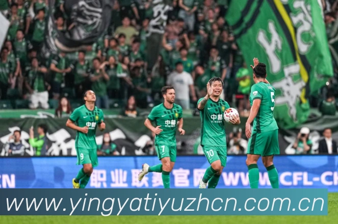 皇家马德里激情燃夏转会风云球迷热情高涨全记录战术观察:最新赛事动态与深度分析 皇家马德里激情燃夏转会风云球迷热情高涨全记录战术观察:最新赛事动态与深度分析